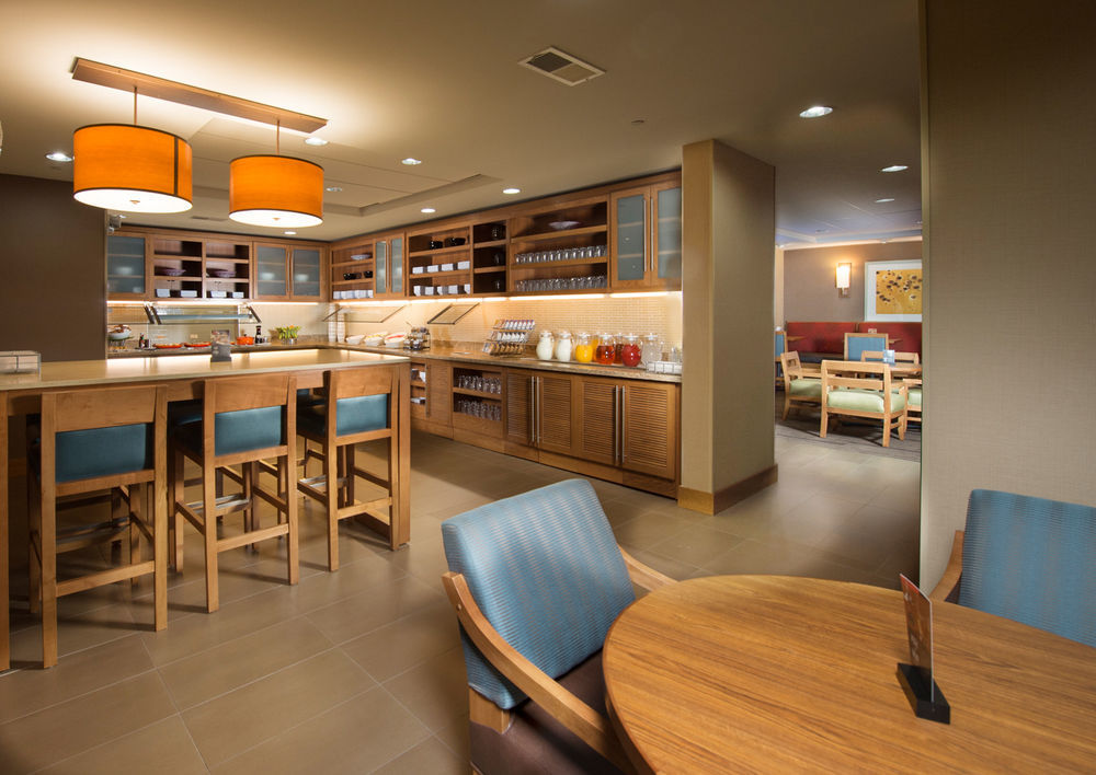 Hyatt Place Savannah Airport Exterior foto